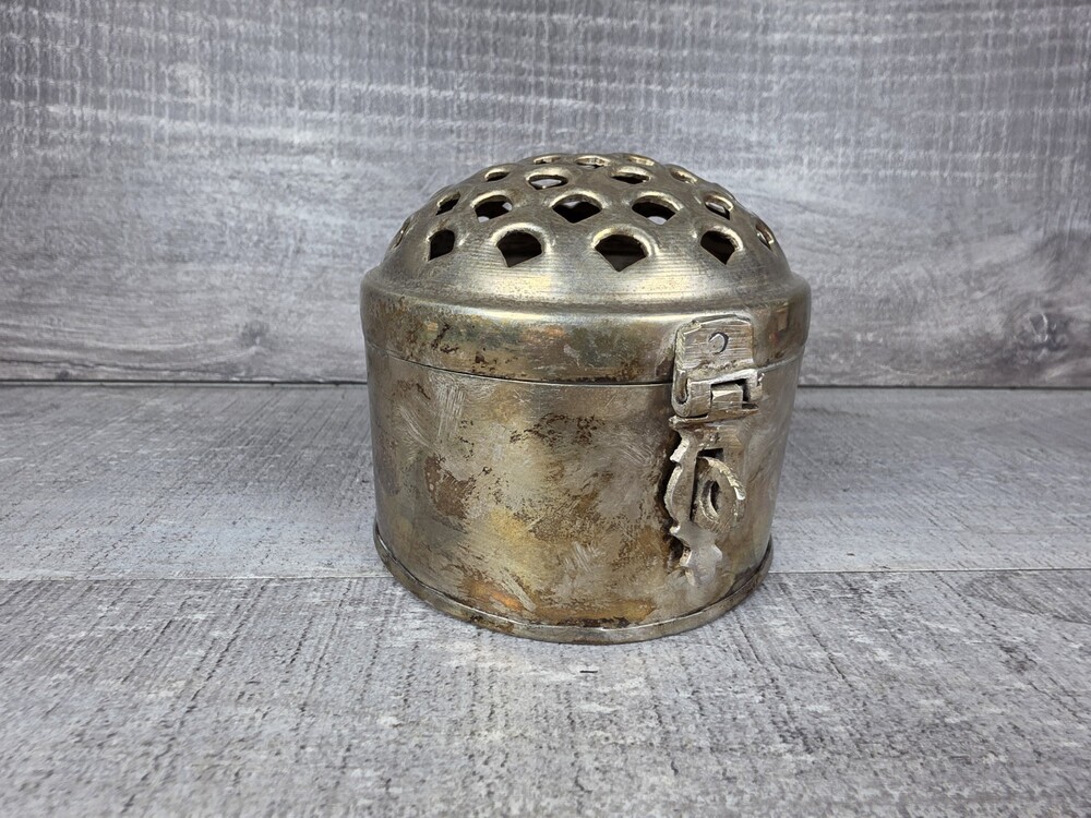 Silverplate Potpourri Box Ornate Pierced Lid Cottagecore Boho Victorian g33